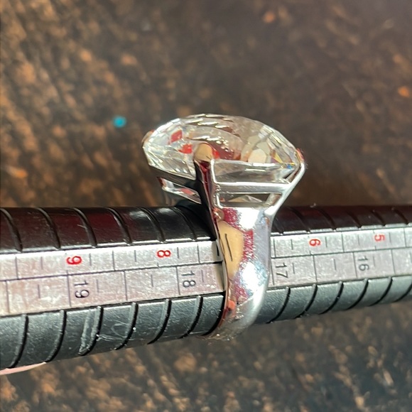 Swarovski ring retired. Sterling silver size 7 - Picture 9 of 14